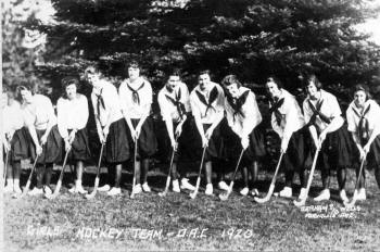 OAC girls hockey 1920