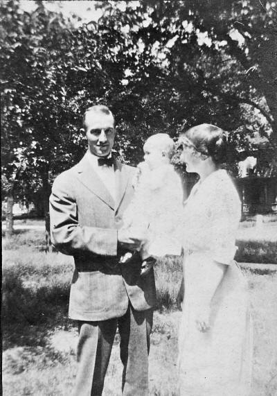 Bill and Vera Hargiss in 1913
