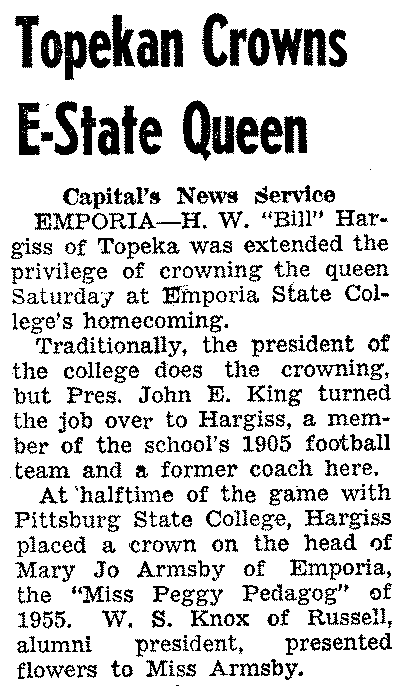 Bill Hargiss crowns ESU homecoming queen in 1946